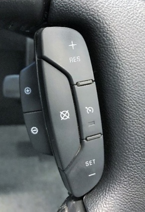 Steering-wheel-left.jpg